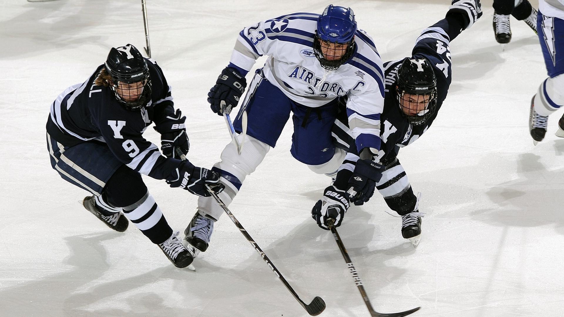 天才新星上演完美帽子戏法,助球队逆转夺冠