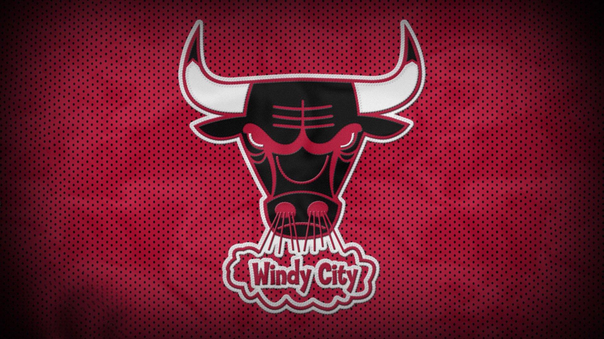 蝶泳名将张雨霏再创佳绩 国际泳联世锦赛摘金破纪录