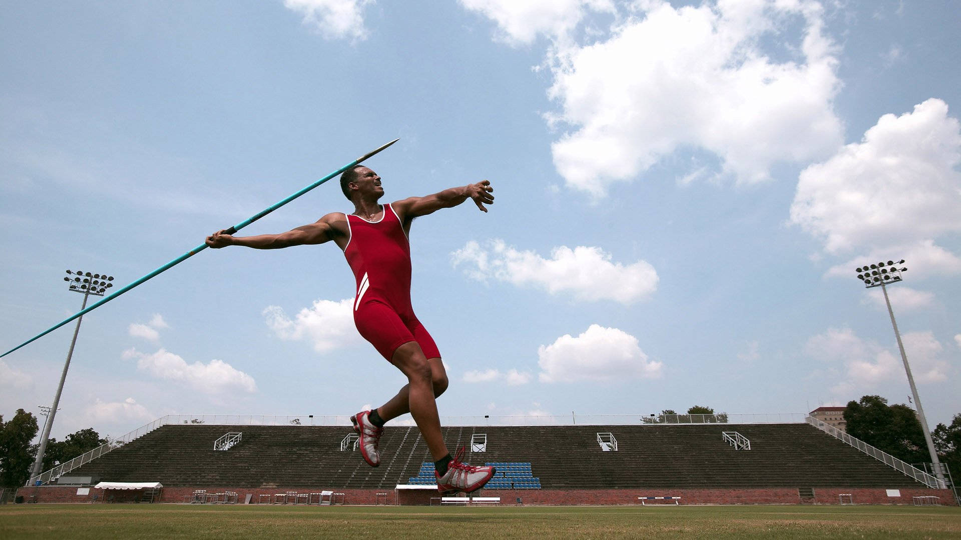 中国游泳队混合泳新星闪耀世锦赛，刷新亚洲纪录夺金